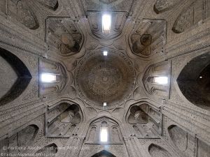 Isfahan Jame Mosque(Tajolmolk Dome).jpg